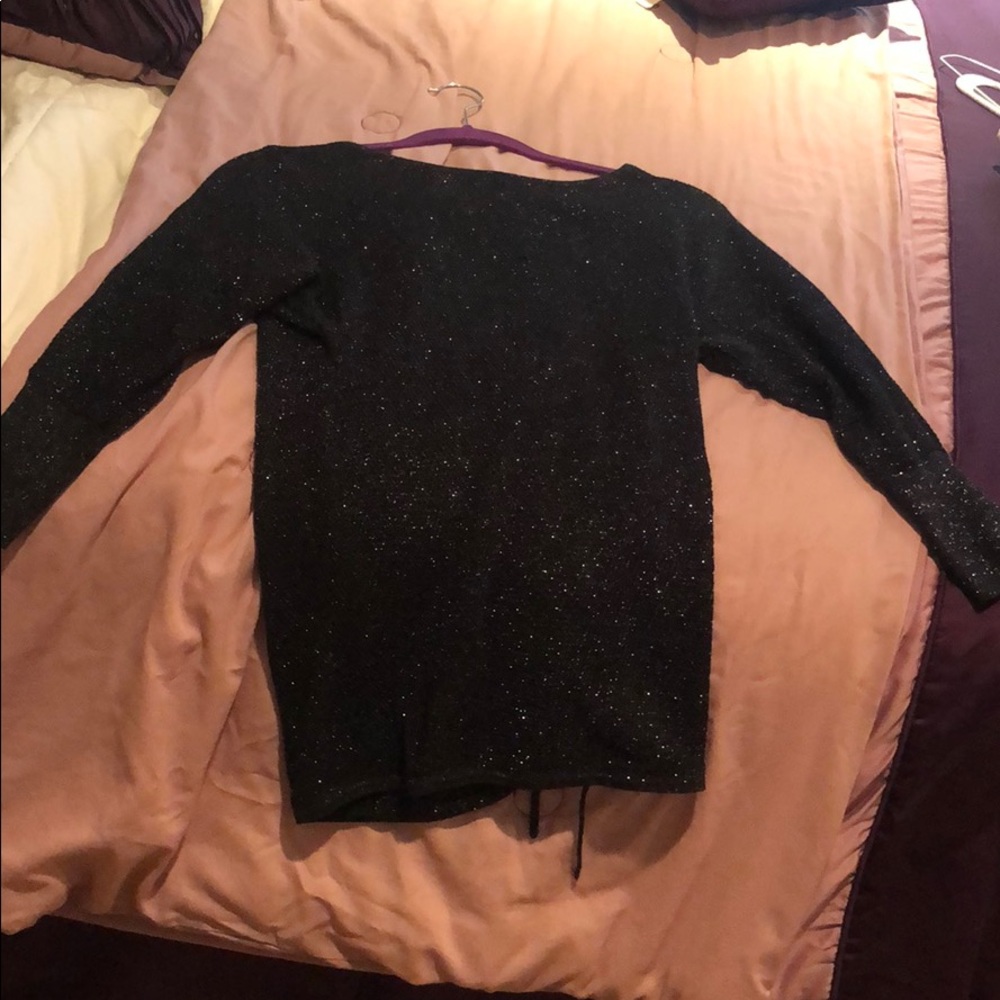 Black thin sweater with sparkles